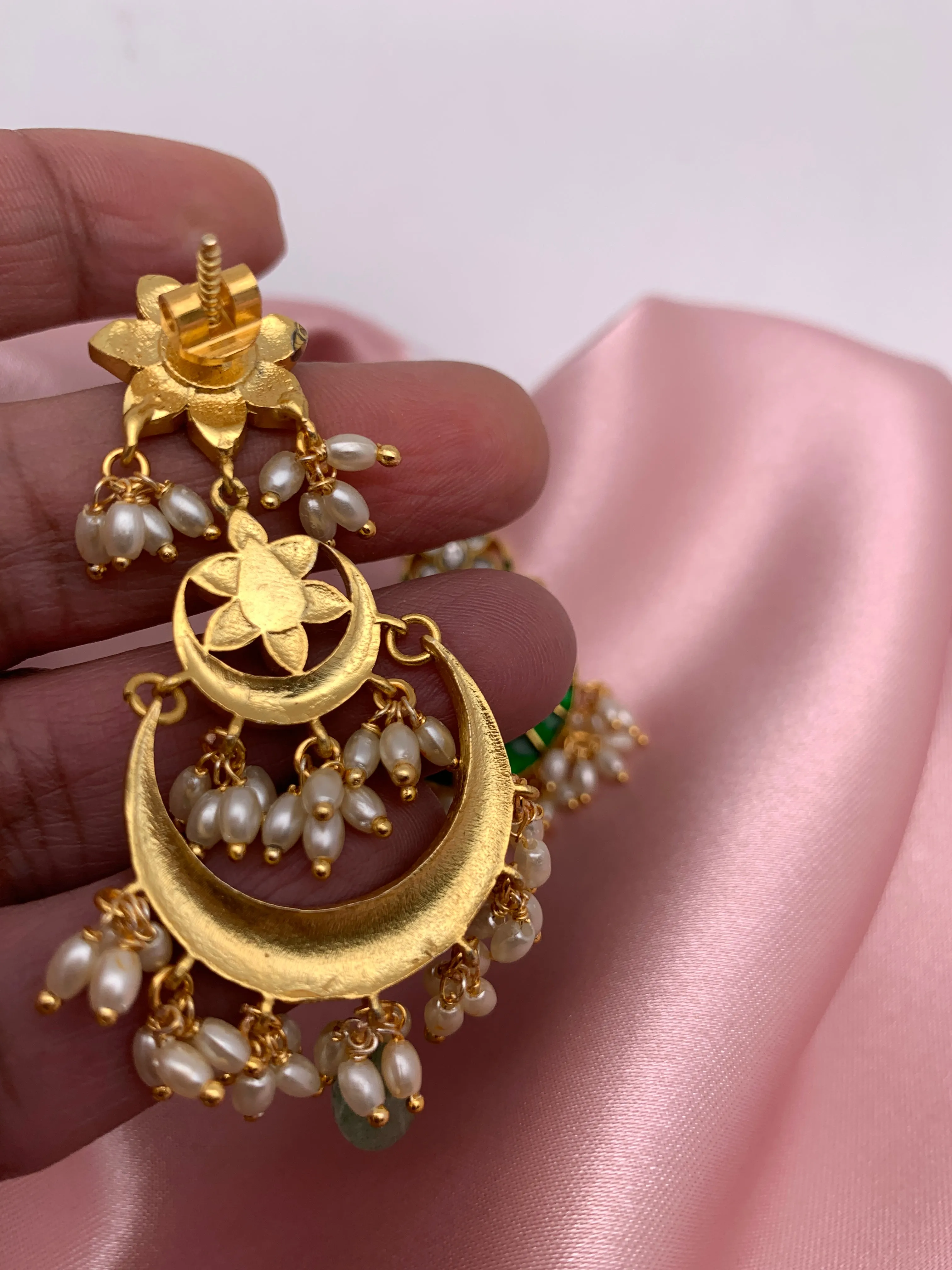 Green Jadau Kundan Emerald Beads Chandbali Earrings