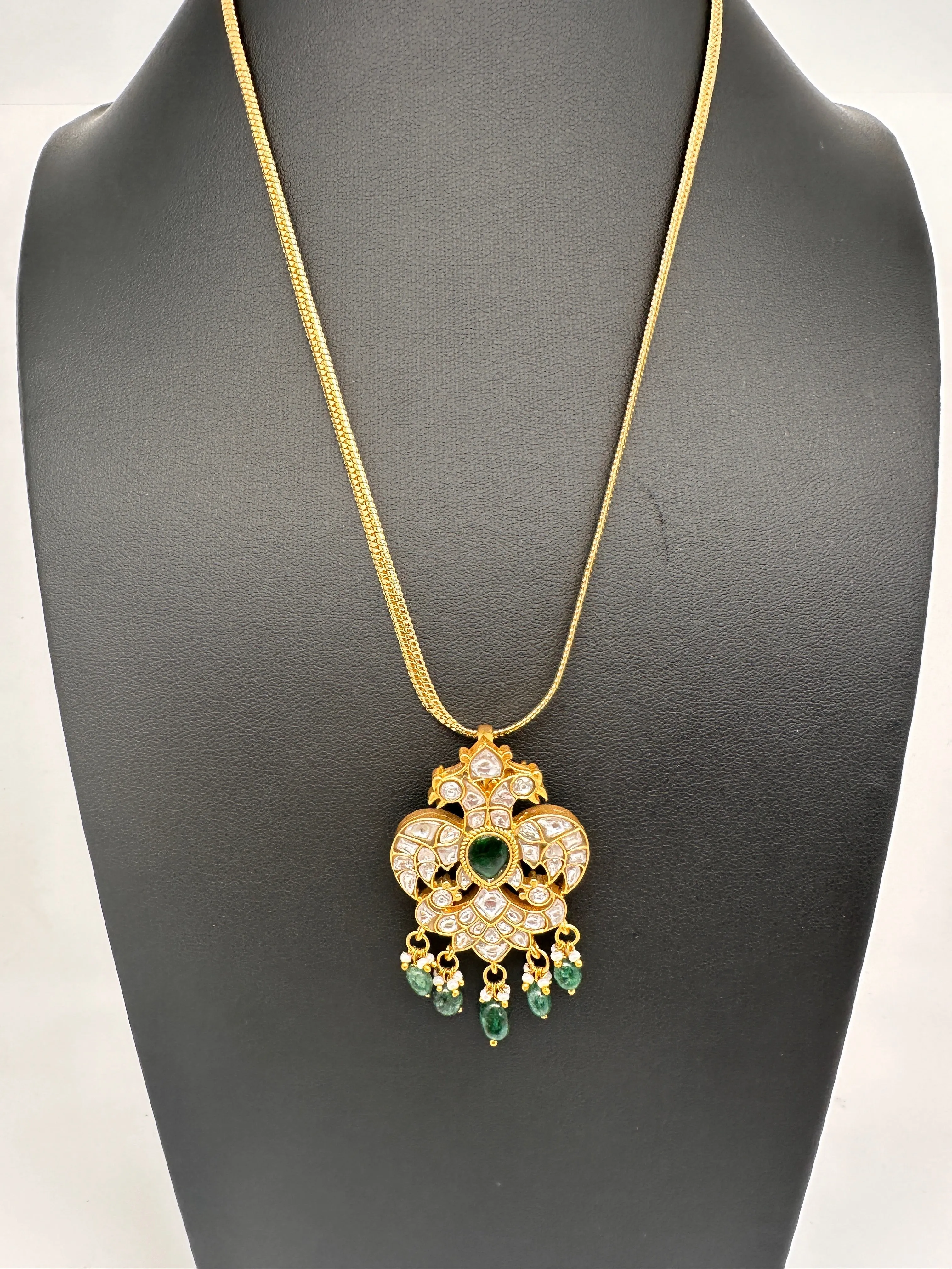 Jadau Kundan Pendent Necklace