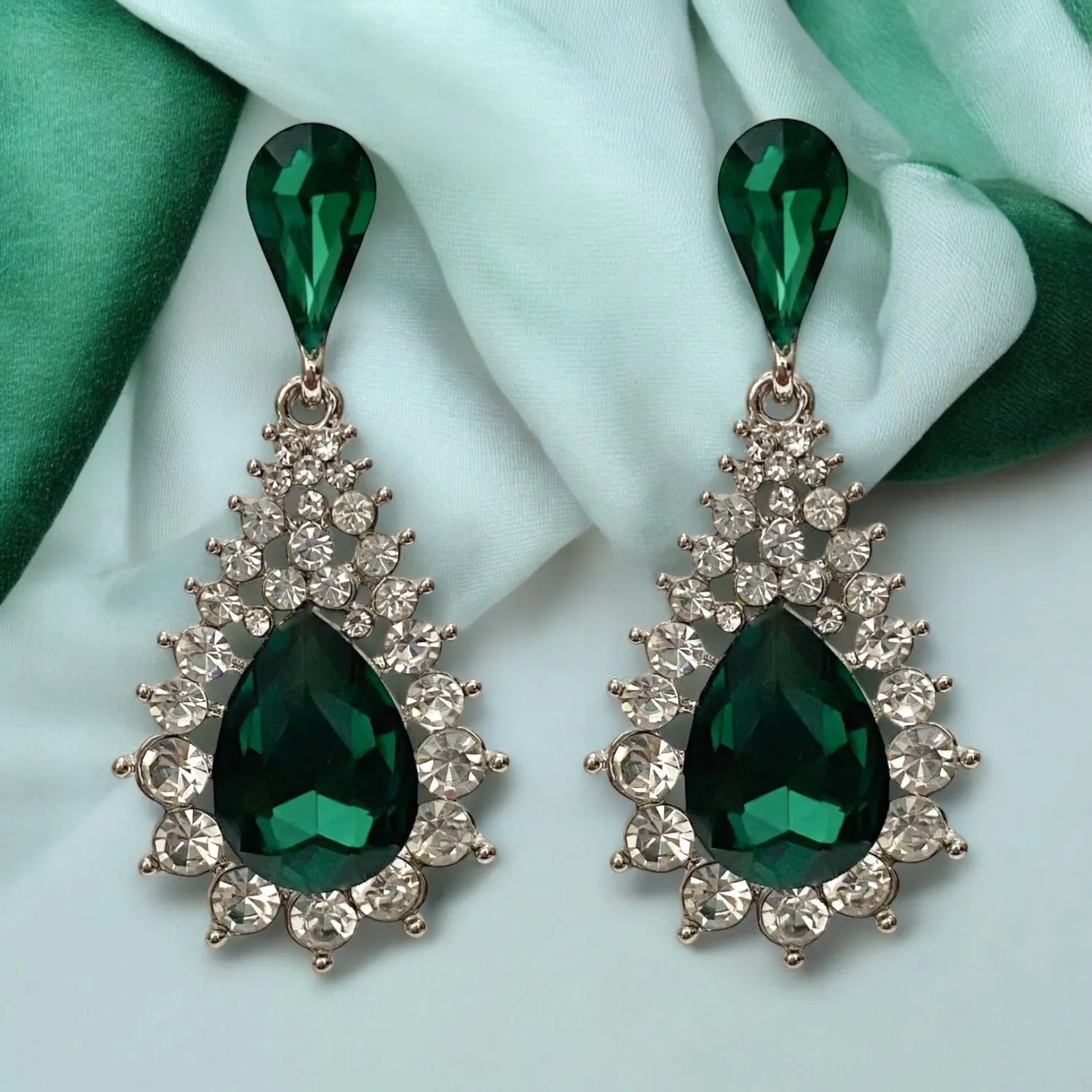 Verona Earrings - Emerald